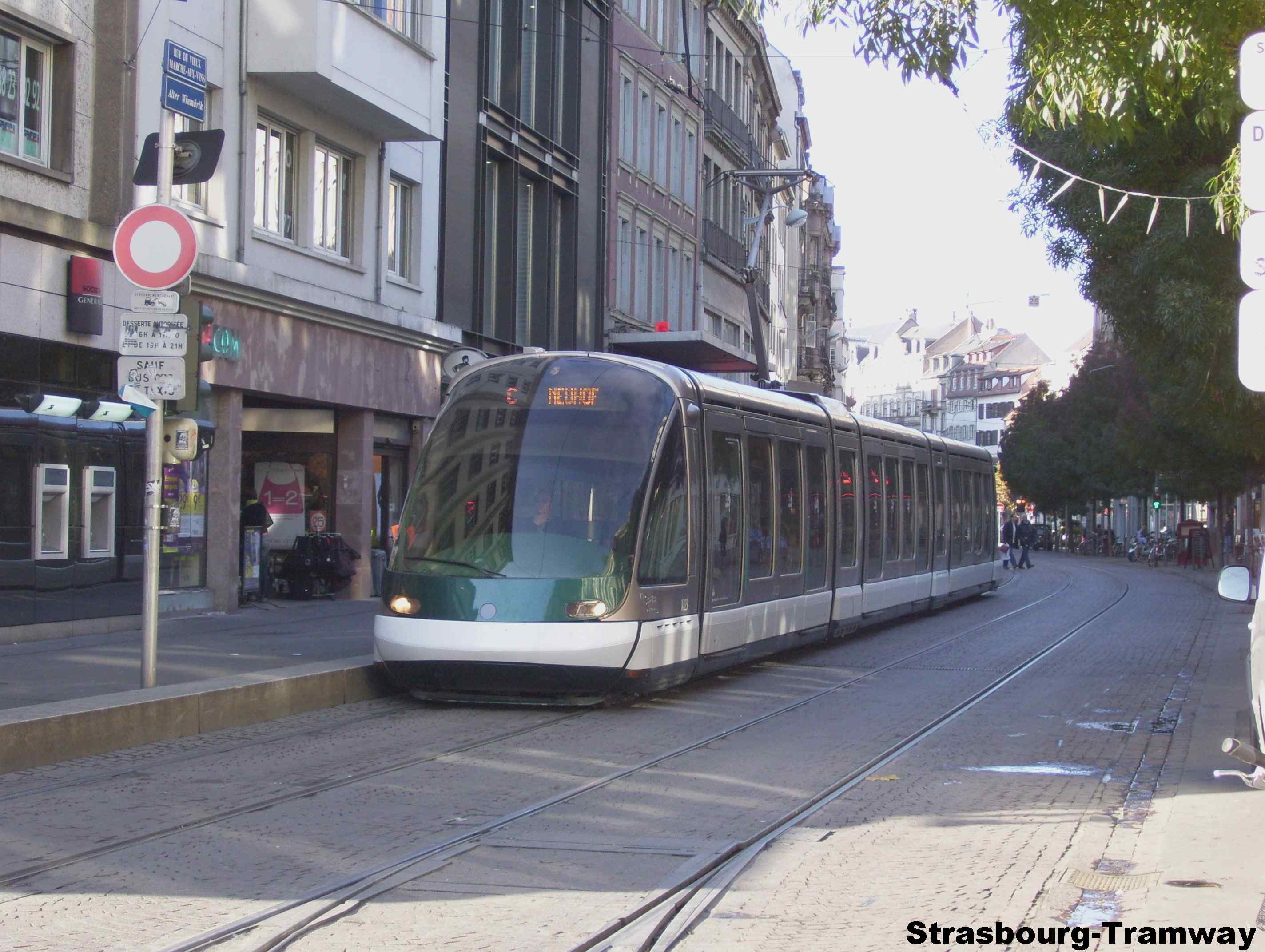 L'Eurotram n�1023 en provenance d'